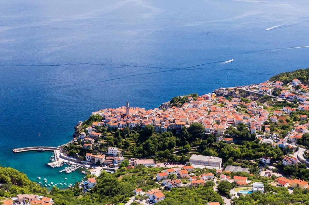 Oak Meadow Apartman Dobrinj